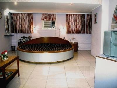 Neeranand Dalhousie- A Pure Vegetarian Hotel Calcutta Eksteriør billede
