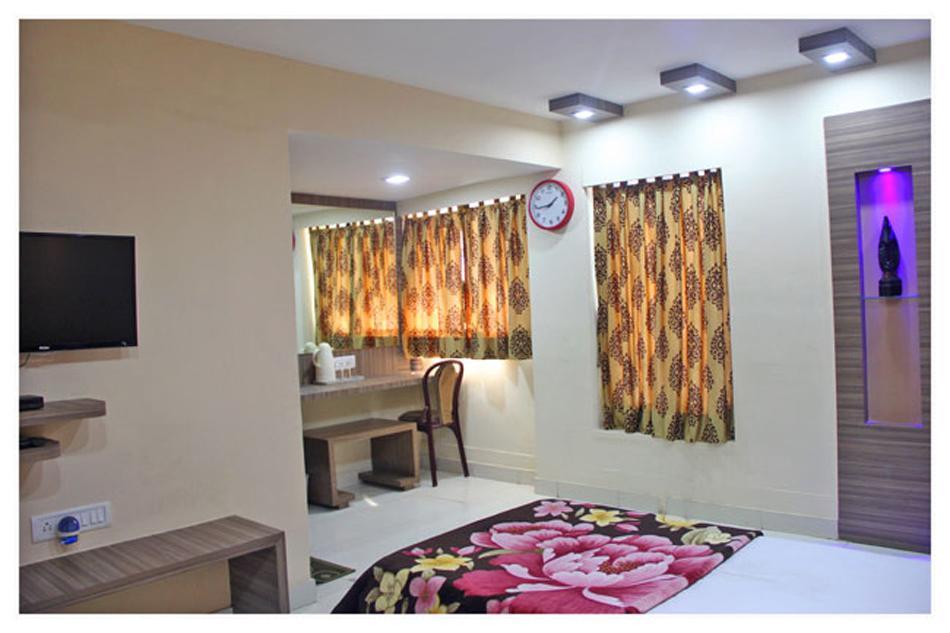 Neeranand Dalhousie- A Pure Vegetarian Hotel Calcutta Eksteriør billede